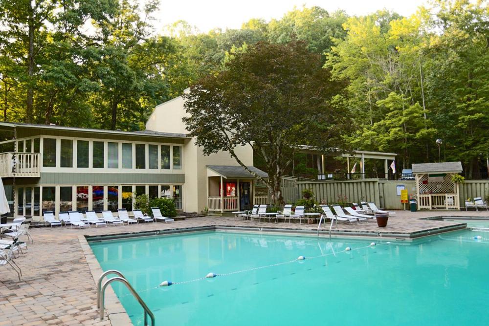 Four Bears Den, Hot Tub, 1089 Of Free Attraction Tickets For Each Paid Day, Dollywood And More Gatlinburg Zewnętrze zdjęcie