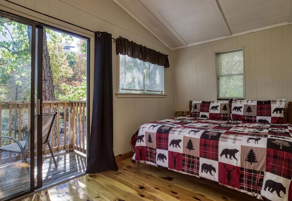 Four Bears Den, Hot Tub, 1089 Of Free Attraction Tickets For Each Paid Day, Dollywood And More Gatlinburg Zewnętrze zdjęcie