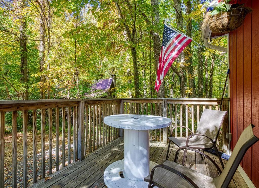 Four Bears Den, Hot Tub, 1089 Of Free Attraction Tickets For Each Paid Day, Dollywood And More Gatlinburg Zewnętrze zdjęcie