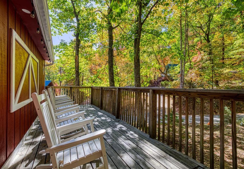 Four Bears Den, Hot Tub, 1089 Of Free Attraction Tickets For Each Paid Day, Dollywood And More Gatlinburg Zewnętrze zdjęcie