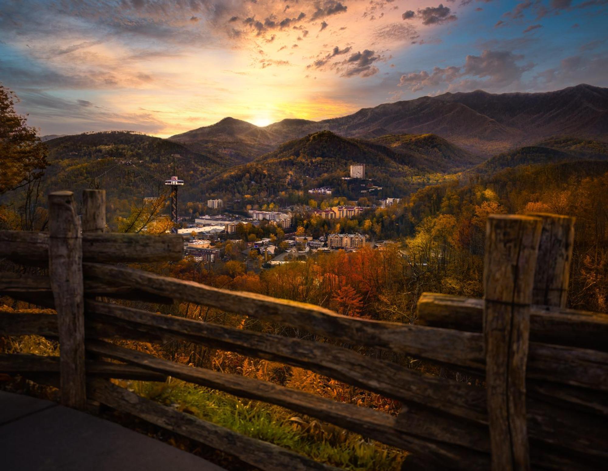 Four Bears Den, Hot Tub, 1089 Of Free Attraction Tickets For Each Paid Day, Dollywood And More Gatlinburg Zewnętrze zdjęcie
